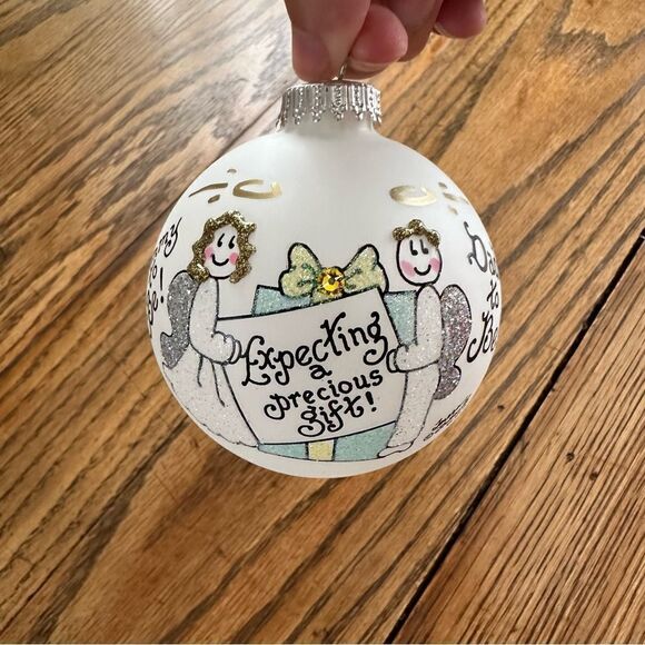 Heart Gifts by Teresa Inc. Hand Painted Ornament Expecting Parents To Be‎ - Picture 7 of 10